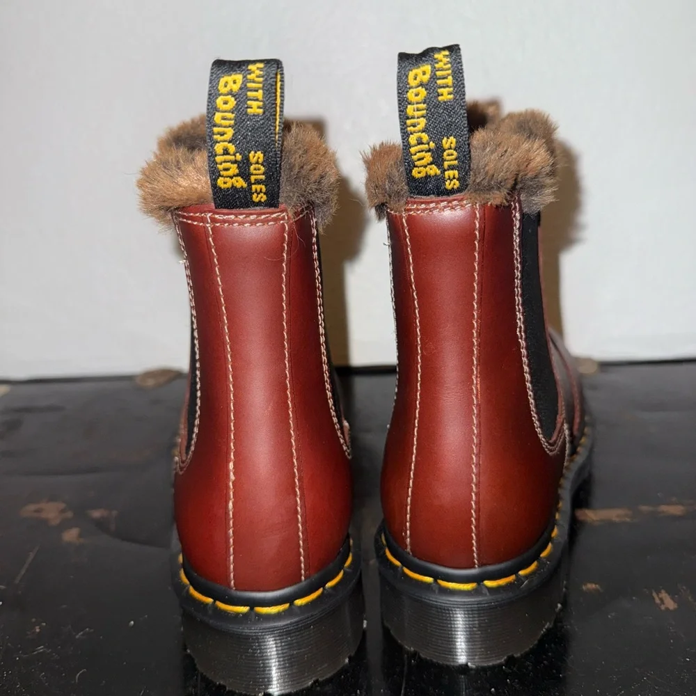 Brown Leather Fur-Lined Boots - Picture 4 of 6